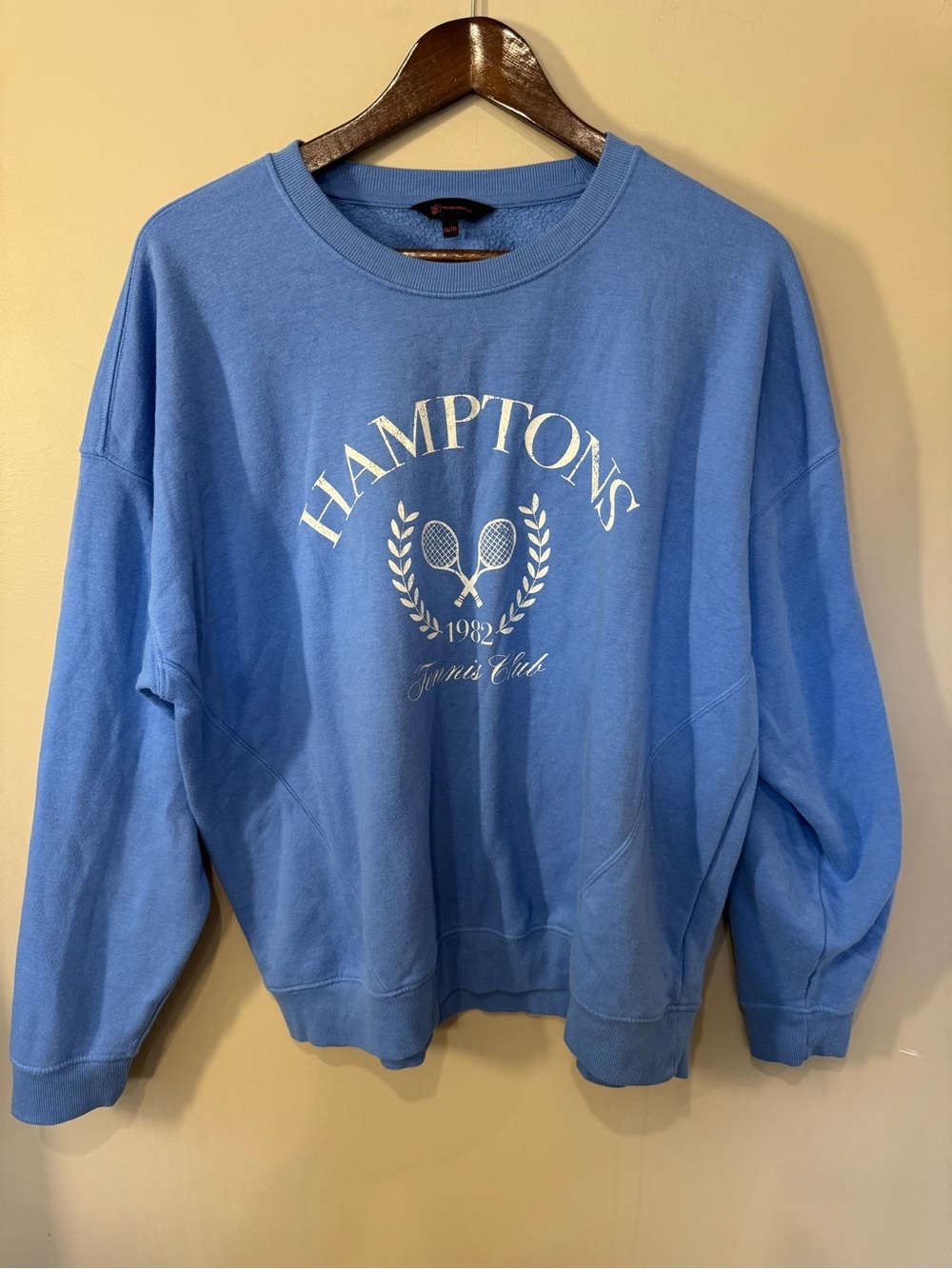 No Boundaries Blue Hamptons Tennis Club Crewneck Sweatshirt - Picture 5 of 7